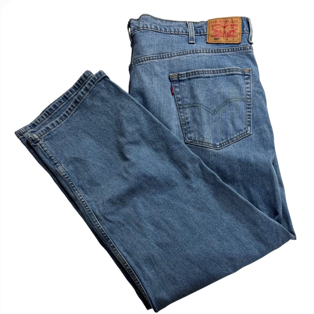 Levis 550 Relaxed Fit Jeans Mens 46x32 Blue Denim Medium Wash Tapered Leg